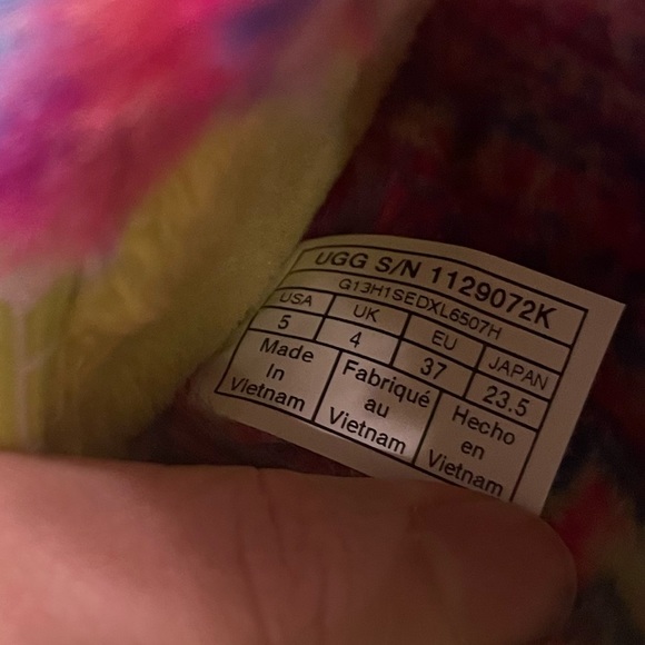 UGG® FLUFF YEAH PIXELATE - Picture 3 of 3